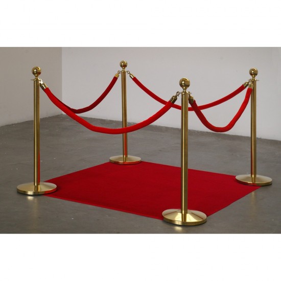 Комплект две златисти ограничителни колчета с едно червено въже