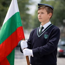 Бели ръкавици за знаменосци