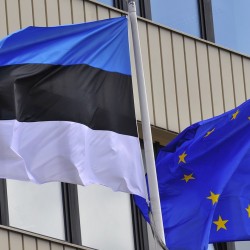 Знаме на Естония