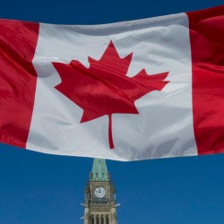 Знаме на Канада двустранна апликация