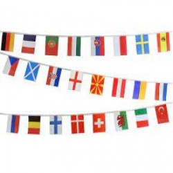 24 знамена на лента на държавите от Евро 2020