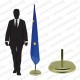 Златиста интериорна стойка за зала от метал за едно знаме - 220 см. Златиста интериорна стойка за зала от метал за едно знаме - 220 см.