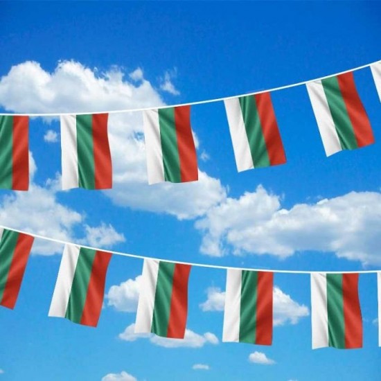 Гирлянд с 12 знамена на България на лента - 3 метра