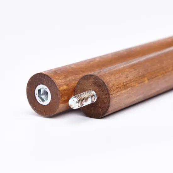 Дървена стругована и лакирана делима дръжка за знаме 200 см.